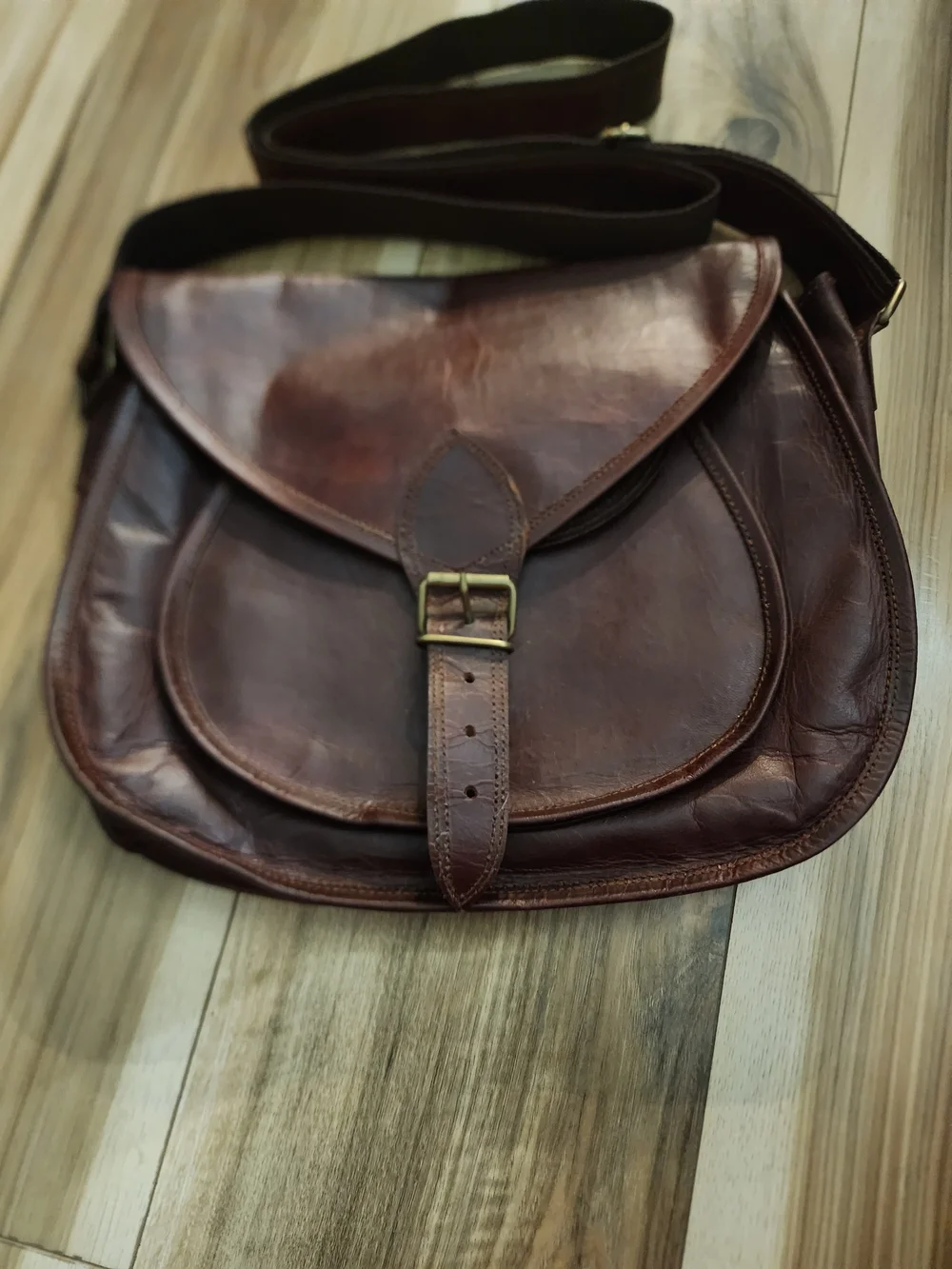 Vintage Brown Leather Messanger Crossbody Satchel